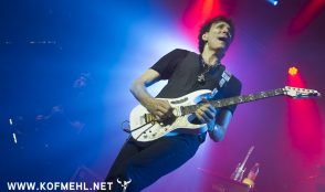 Steve Vai 15