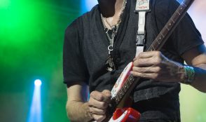 Steve Vai 31