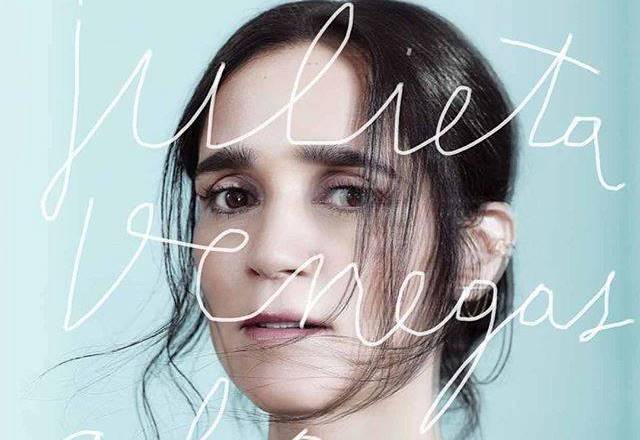 Julieta Venegas kommt