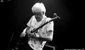 Barclay James Harvest feat. John Lees (UK) 1