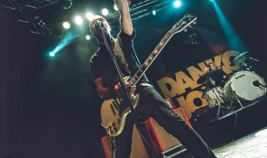 Danko Jones 13