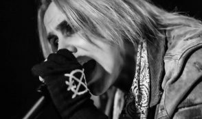 Crashdiet 6