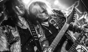 Crashdiet 25